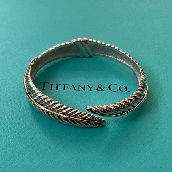 TIFFANY & CO. Vintage 18K & Silver Nature Feather Leaf Hinged Bracelet